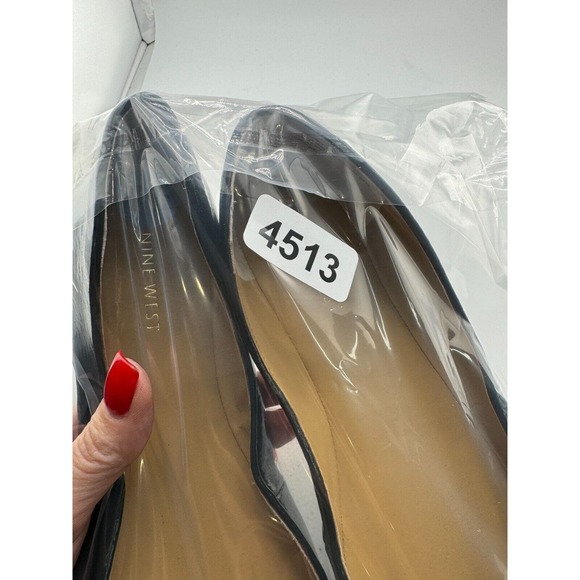 Nine West Fascinate Ballet Flats Size 7.5M Black Patent Leather Round Toe Shoes - Picture 11 of 11